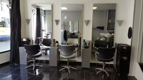 Evasion Coiffure