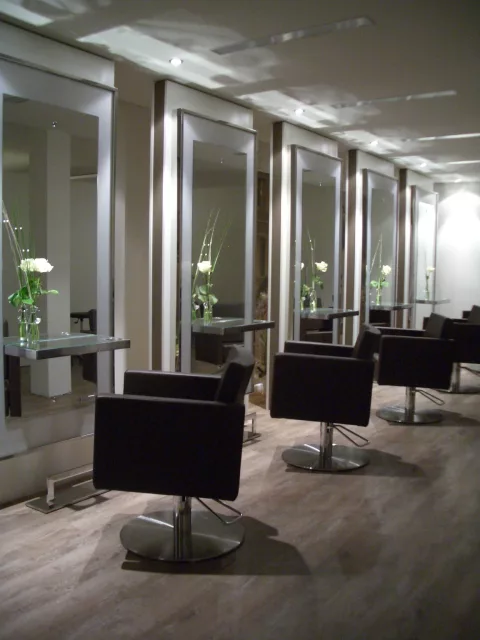 la paloma coiffure cosmetic nails
