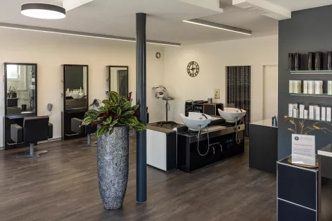 Chic Styling Hair Salon