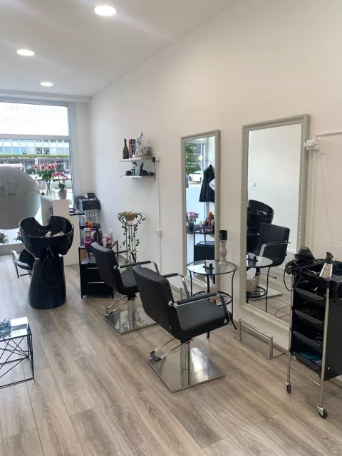 Hairstylist